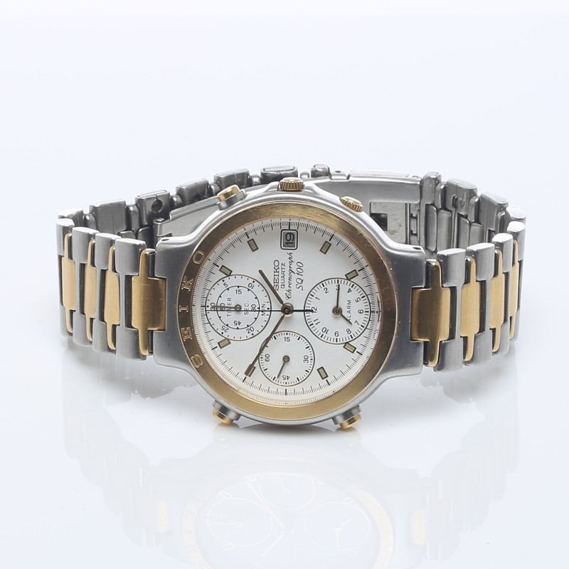 Seiko Chronograph. SQ100.  SAYA SHOP ONLINE OUTLET.