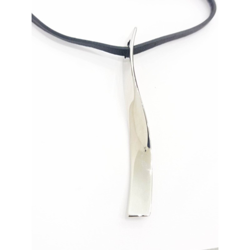 Collana Fossil donna in acciaio e pelle nera. SAYA SHOP ONLINE OUTLET.